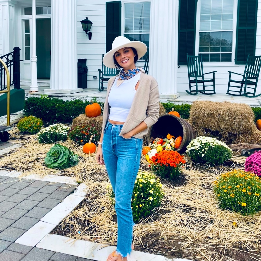 Meet your Posher, Kelly